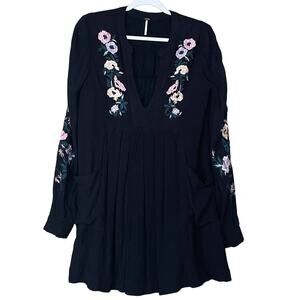 Free People Mia Floral Embroidered Black Mini Dress Long Sleeve Size Small